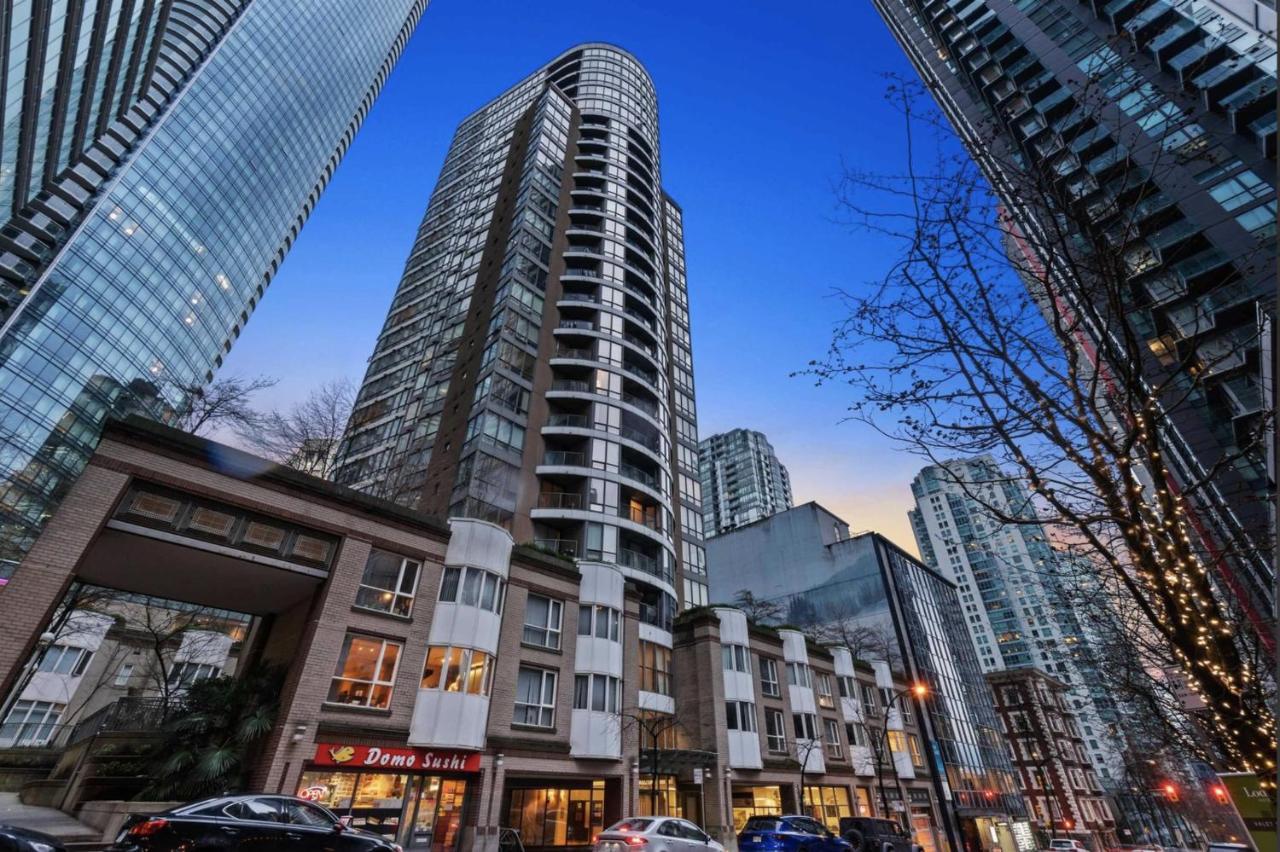 Robson & Granville Luxury Suite Vancouver Esterno foto