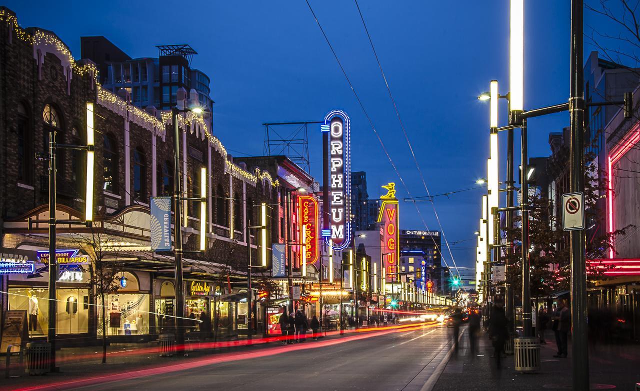 Robson & Granville Luxury Suite Vancouver Esterno foto